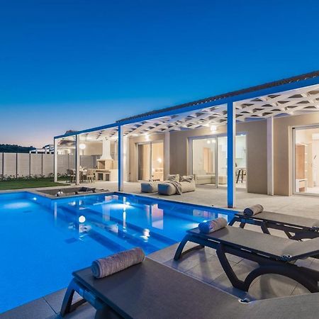 Spartakos Luxury Villa 2 Koukounaria Bagian luar foto