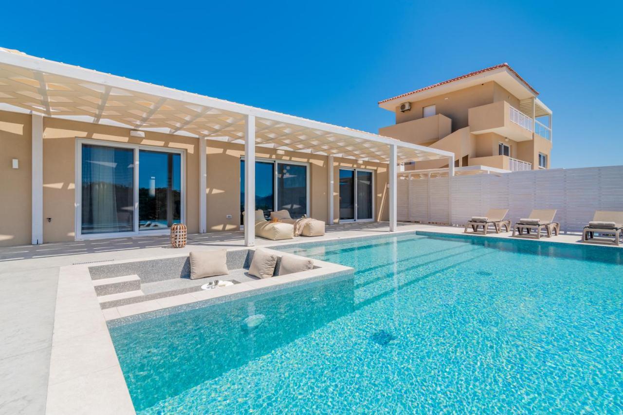 Spartakos Luxury Villa 2 Koukounaria Bagian luar foto